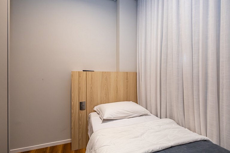 Apto de 2 Quartos c/ vaga no Água Verde - VBE0601