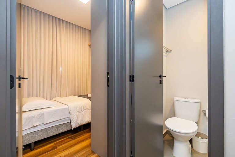 Apto de 2 Quartos c/ vaga no Água Verde - VBE0601