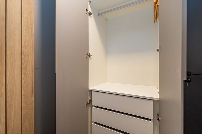 Apto de 2 Quartos c/ vaga no Água Verde - VBE0601