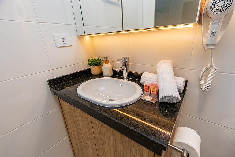 Apto de 1 Quarto Super Completo no Centro -MUV1508