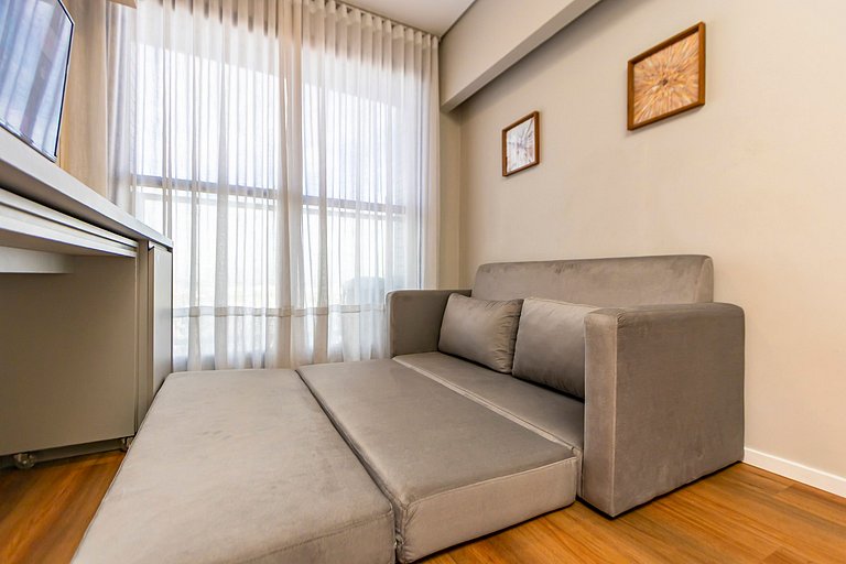 Apto de 2 Quartos c/ vaga no Água Verde - VBE1301