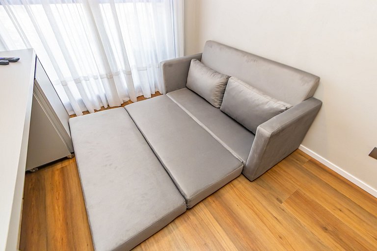 Apto de 2 Quartos c/ vaga no Água Verde - VBE1301