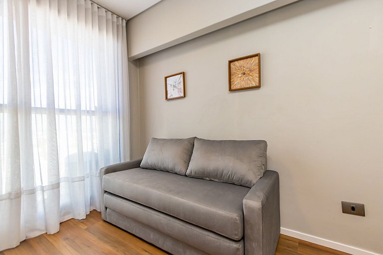 Apto de 2 Quartos c/ vaga no Água Verde - VBE1301