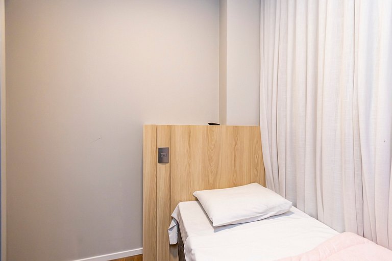 Apto de 2 Quartos c/ vaga no Água Verde - VBE1301