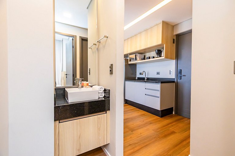 Apto de 2 Quartos c/ vaga no Água Verde - VBE1301