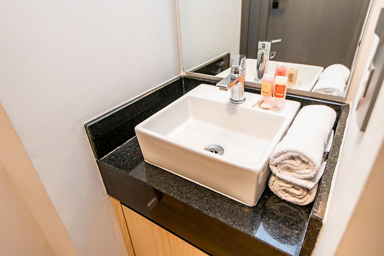 Apto de 2 Quartos c/ vaga no Água Verde - VBE1301