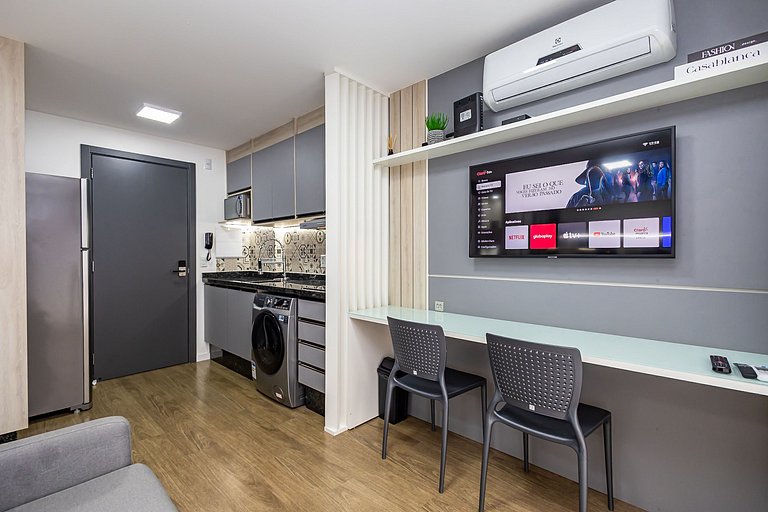 Studio Premium ao lado do Shop. Curitiba - BFR1206