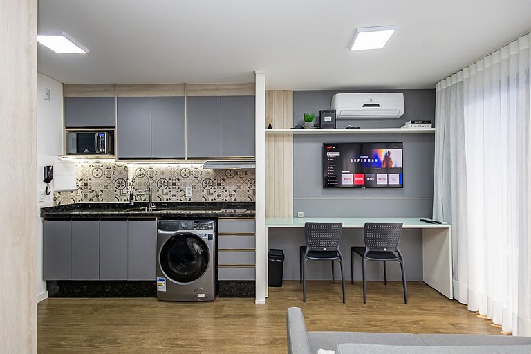 Studio Premium ao lado do Shop. Curitiba - BFR1206