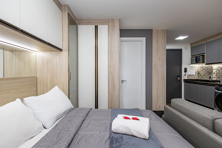 Studio Premium ao lado do Shop. Curitiba - BFR1206