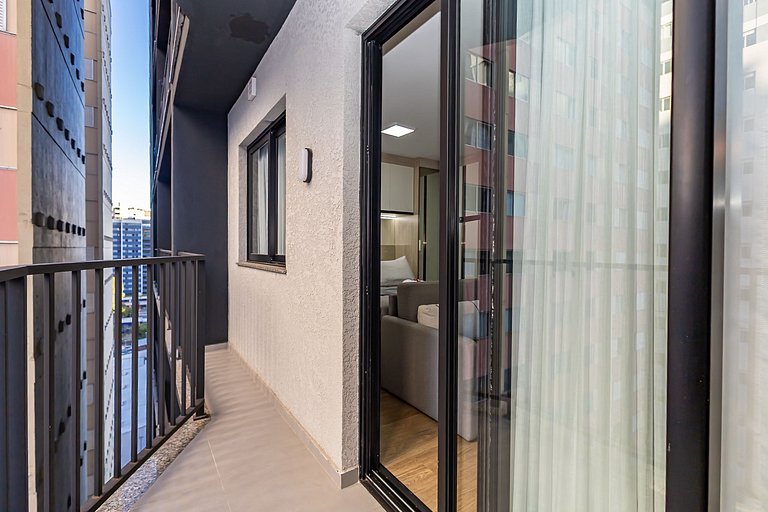 Studio Premium ao lado do Shop. Curitiba - BFR1206