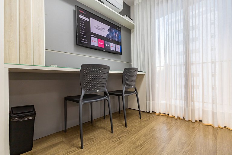 Studio Premium ao lado do Shop. Curitiba - BFR1206