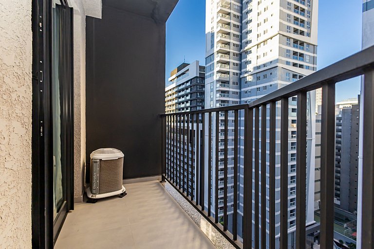 Studio Premium ao lado do Shop. Curitiba - BFR1206