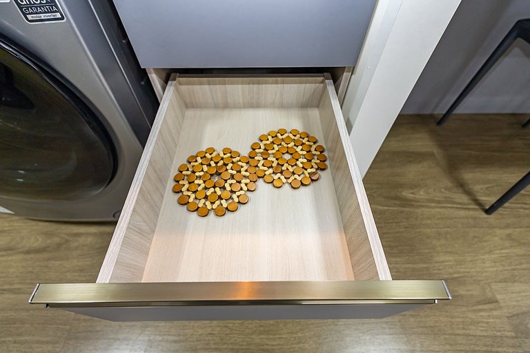 Studio Premium ao lado do Shop. Curitiba - BFR1206