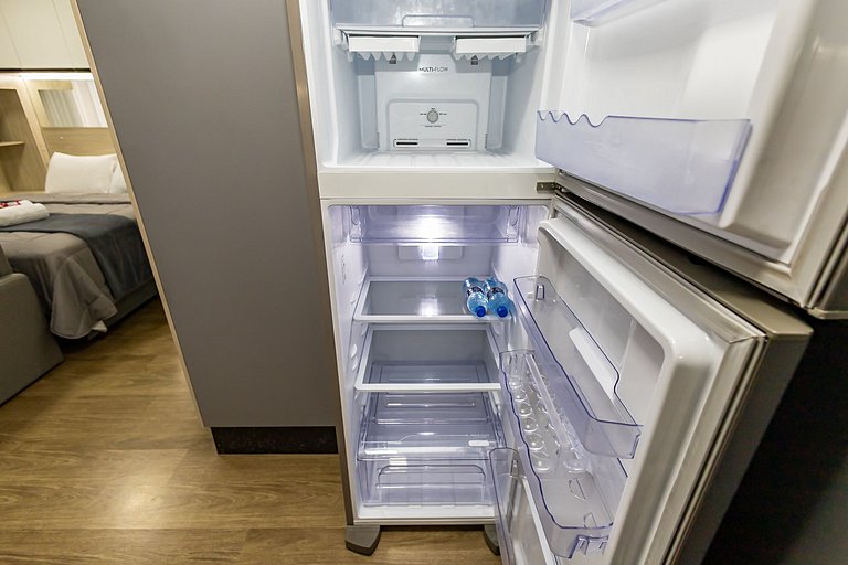 Studio Premium ao lado do Shop. Curitiba - BFR1206