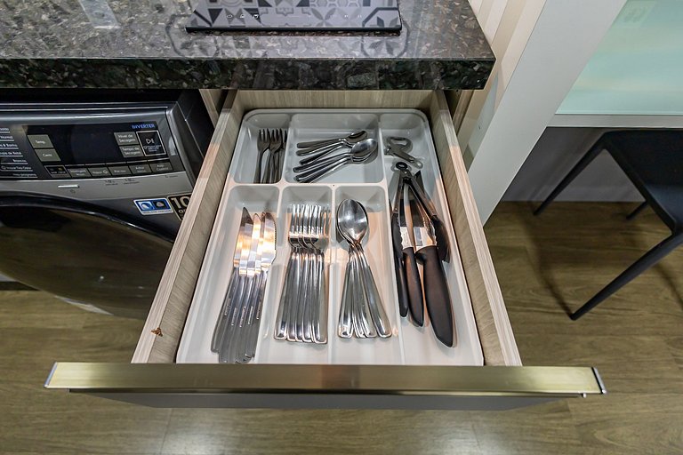 Studio Premium ao lado do Shop. Curitiba - BFR1206