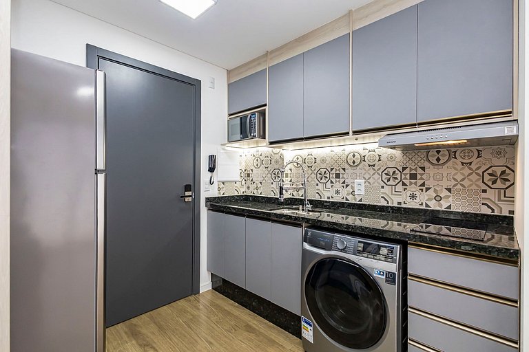 Studio Premium ao lado do Shop. Curitiba - BFR1206