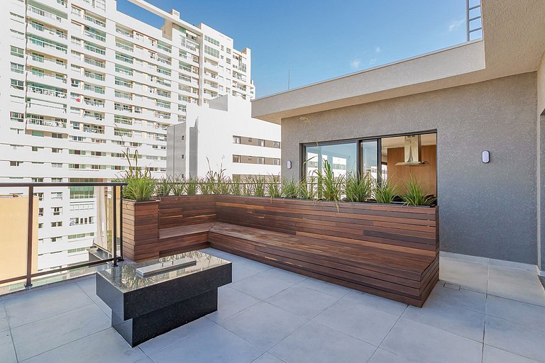 Studio Premium ao lado do Shop. Curitiba - BFR1206