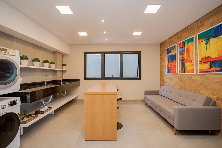 Studio Premium ao lado do Shop. Curitiba - BFR1206