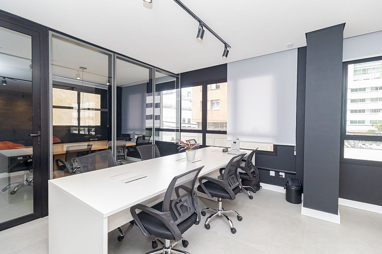 Studio Premium ao lado do Shop. Curitiba - BFR1206