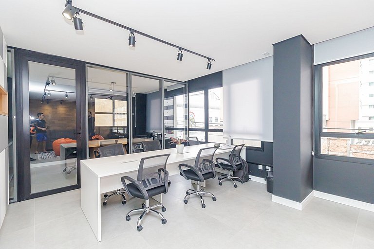 Studio Premium ao lado do Shop. Curitiba - BFR1206