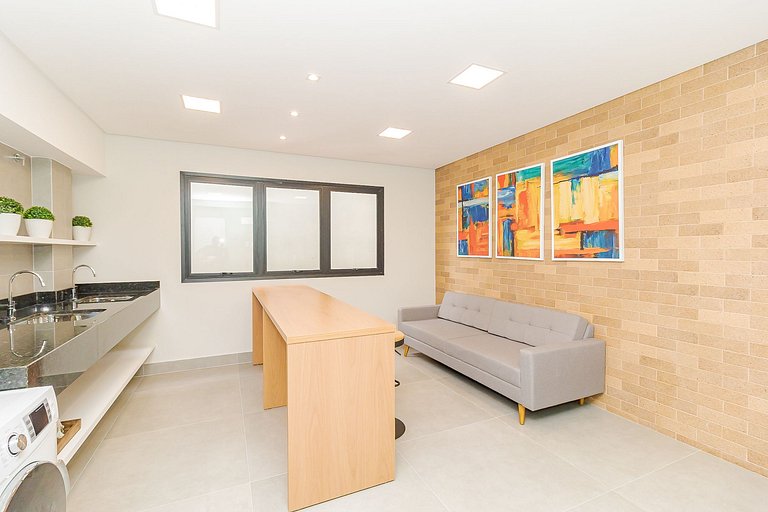 Studio Premium ao lado do Shop. Curitiba - BFR1206