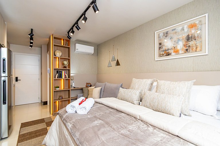 Studio Aconchegante com A/c em Ótima Região-MUV406