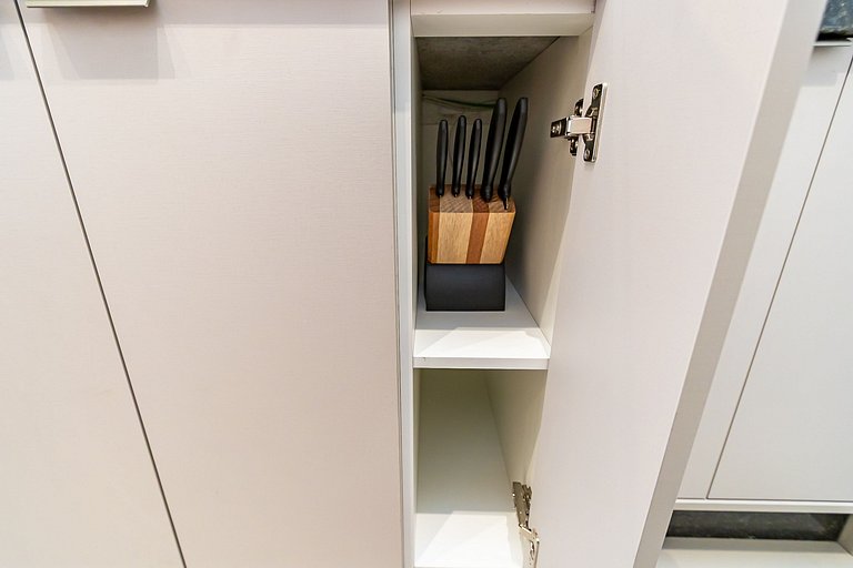 Studio Aconchegante com A/c em Ótima Região-MUV406