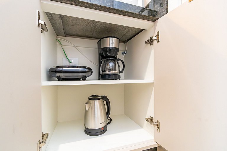 Studio Aconchegante com A/c em Ótima Região-MUV406