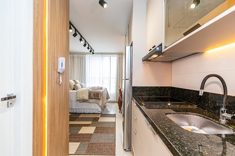 Studio Aconchegante com A/c em Ótima Região-MUV406