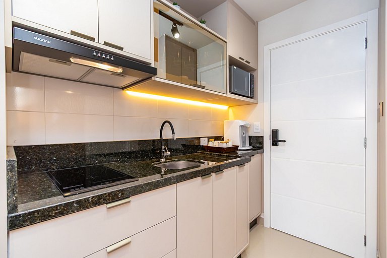 Studio Aconchegante com A/c em Ótima Região-MUV406