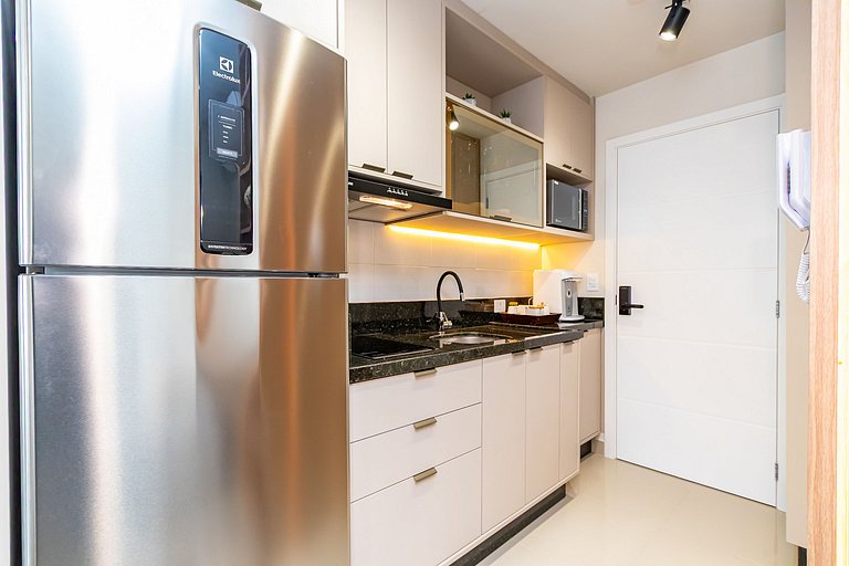 Studio Aconchegante com A/c em Ótima Região-MUV406