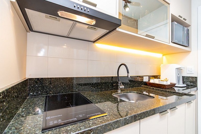 Studio Aconchegante com A/c em Ótima Região-MUV406