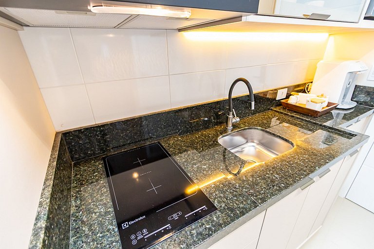 Studio Aconchegante com A/c em Ótima Região-MUV406