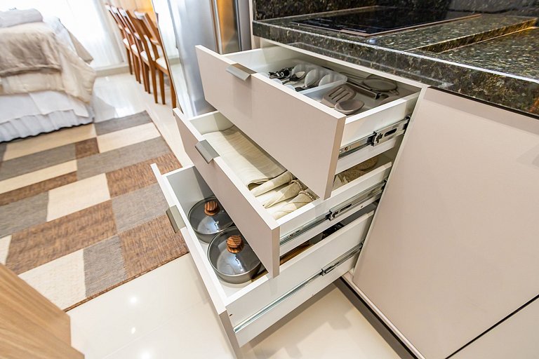 Studio Aconchegante com A/c em Ótima Região-MUV406