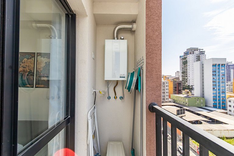 Apartamento de 2q em Prédio com Piscina - IBI0701