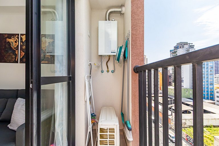 Apartamento de 2q em Prédio com Piscina - IBI0701