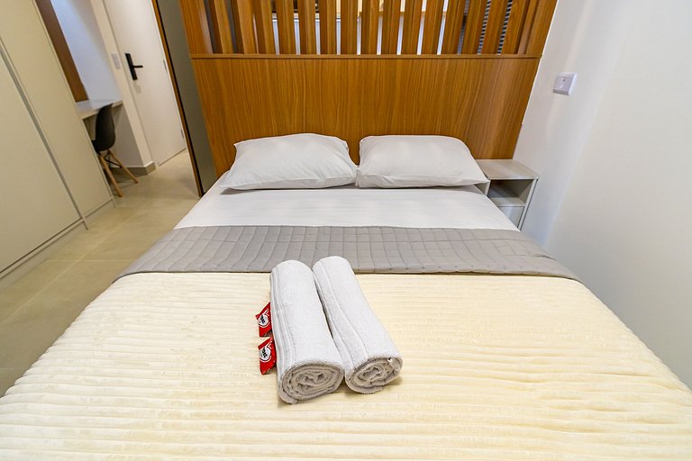 Studio Completo ao Lado da PUC - CAP109