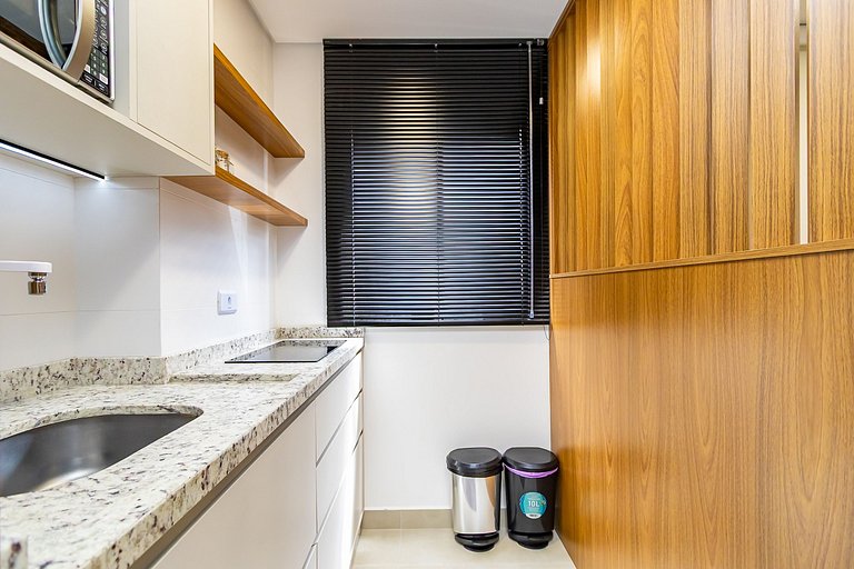 Studio Completo ao Lado da PUC - CAP109