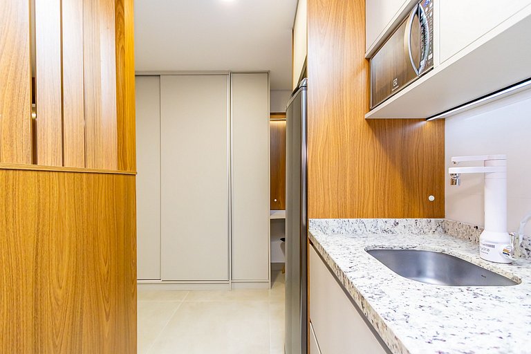 Studio Completo ao Lado da PUC - CAP109