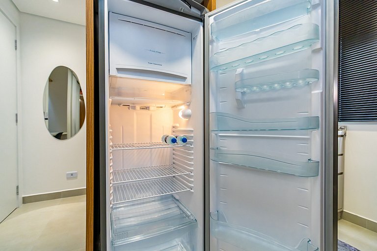 Studio Completo ao Lado da PUC - CAP109