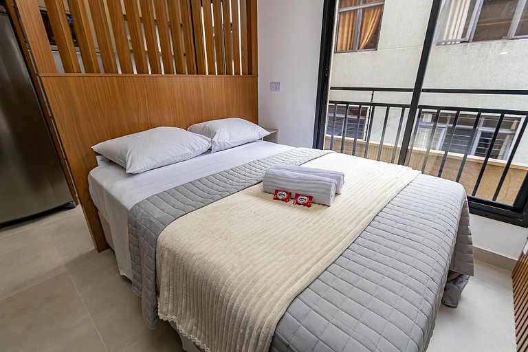 Studio Completo ao Lado da PUC - CAP109