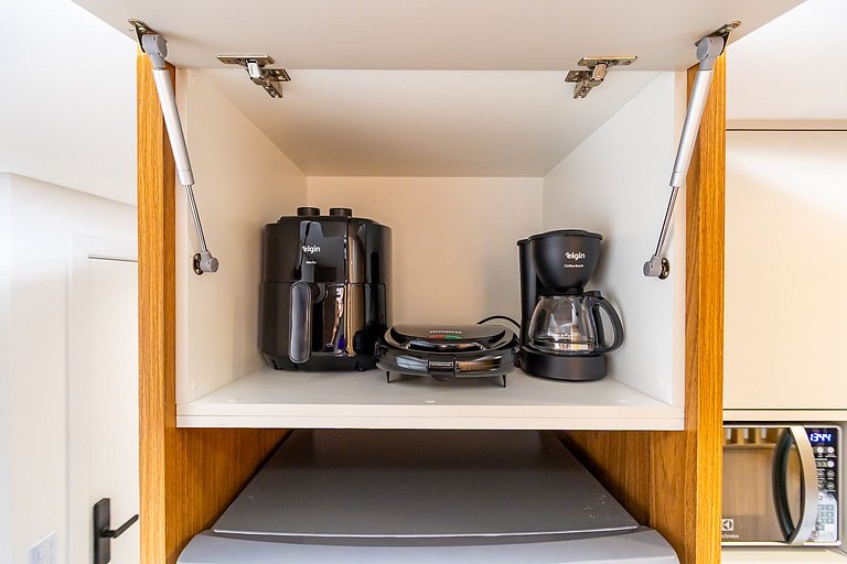 Studio Completo ao Lado da PUC - CAP109