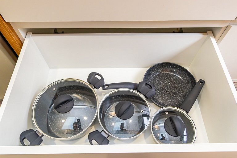 Studio Completo ao Lado da PUC - CAP109