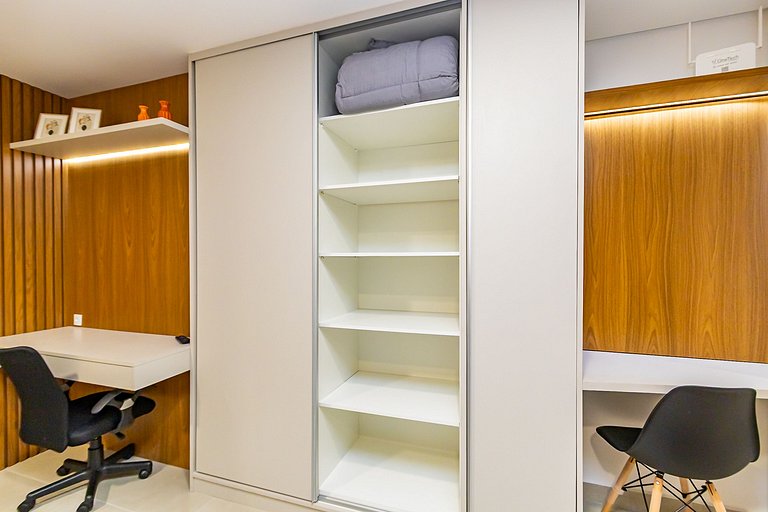 Studio Completo ao Lado da PUC - CAP109