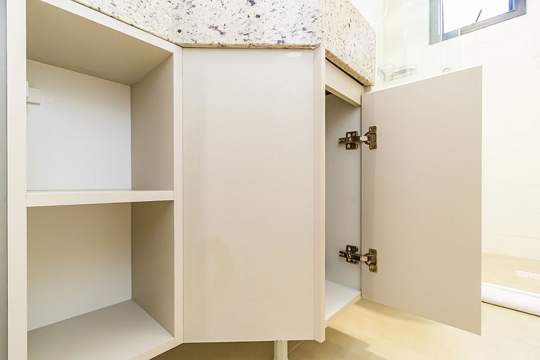 Studio Completo ao Lado da PUC - CAP109