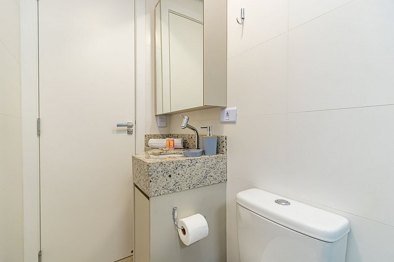 Studio Completo ao Lado da PUC - CAP109