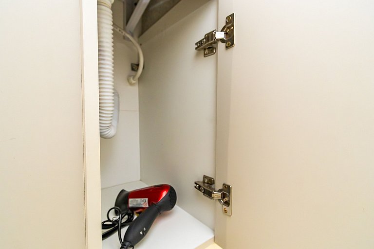 Studio Completo ao Lado da PUC - CAP109