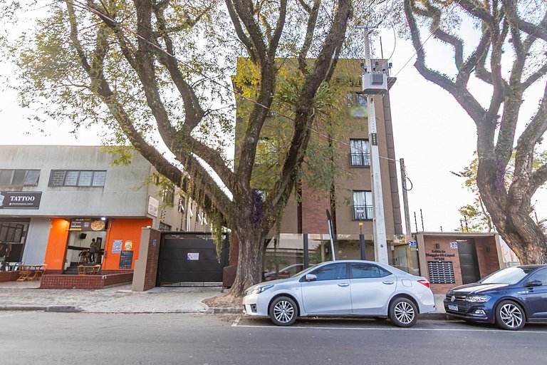 Studio Completo ao Lado da PUC - CAP109