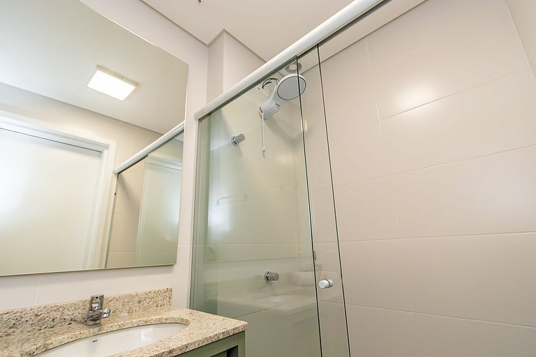 Studio Super Completo Com Sacada no Centro-MAN0410