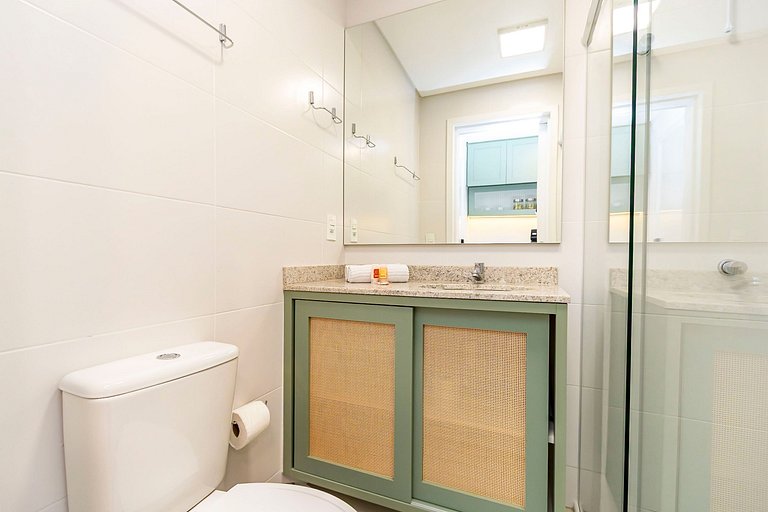 Studio Super Completo Com Sacada no Centro-MAN0410